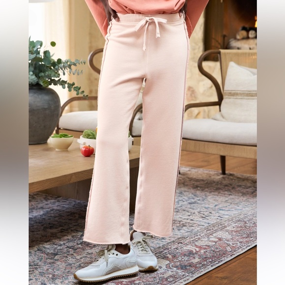 NWOT Frank & Eileen Bella Italian Sweatpant Size M Light Pink